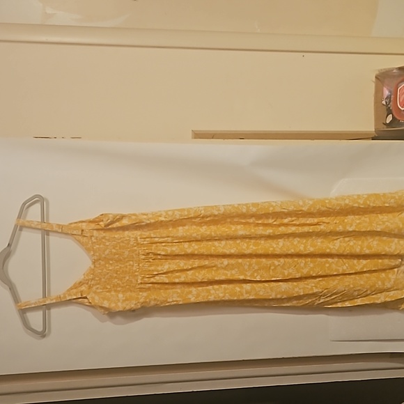 222 NWT Old Navy Summer Dress - Picture 4 of 9